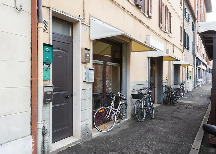 Guesthost - Ariostea Duplex Apartament