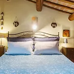 Guesthost - Ariostea Duplex Apartman *
