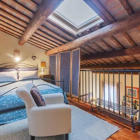 Guesthost - Ariostea Duplex Apartment *